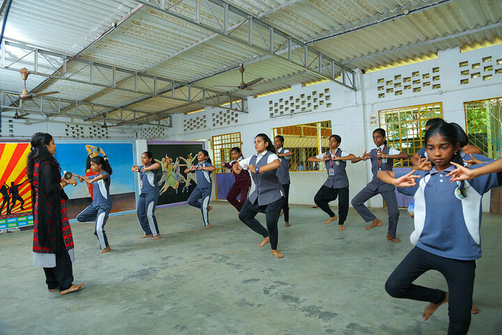 Excel Central School-Dance Class