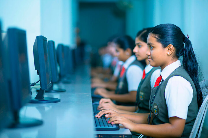 Excel Central School-Senior Computer Lab