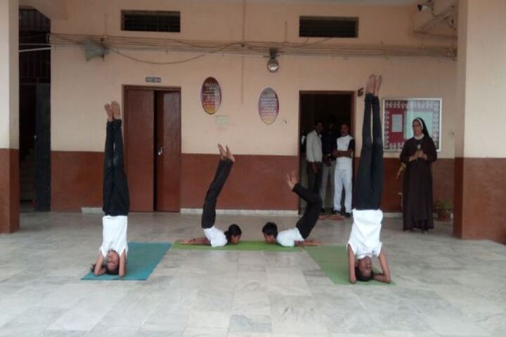 Carmel Public School-International Yoga Day