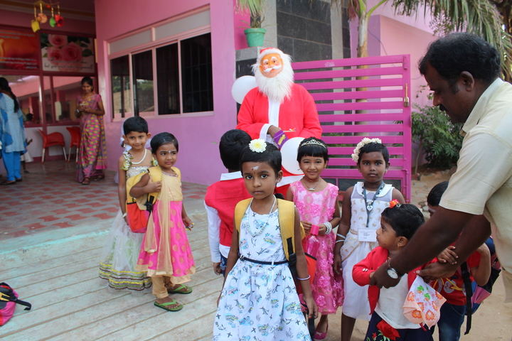 Shri Vijayalakshmi Vidhyalayaa International School-Christmas Celebration