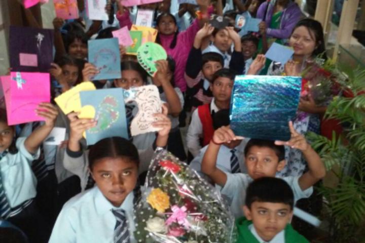 Pincushion Montessori International School-Art and Craft