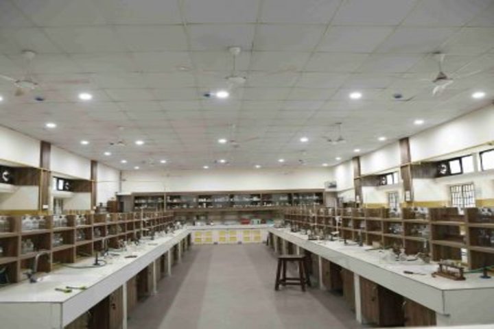 The Hyderabad Public School-Chemistry Lab