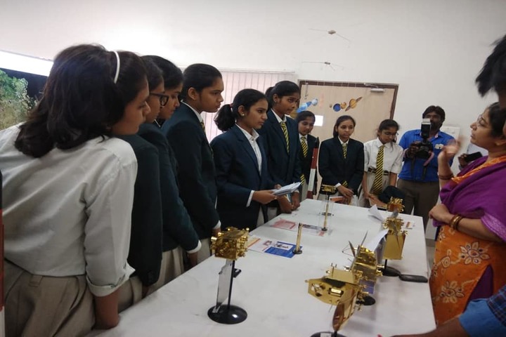 IRIS World School-Lab