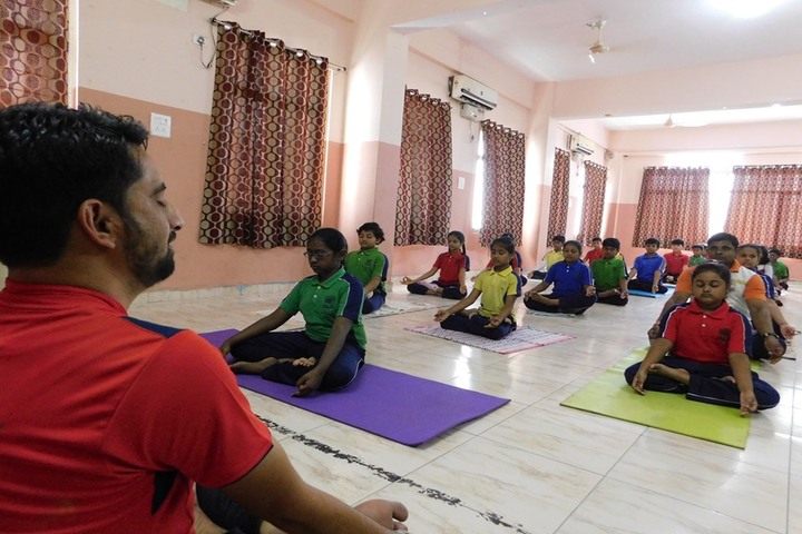 IRIS World School-Yoga day