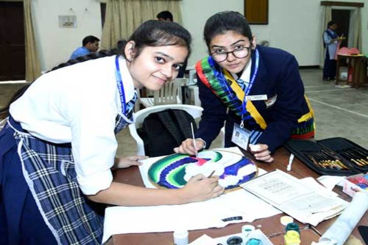 Boys High School And College-Drawing Activity