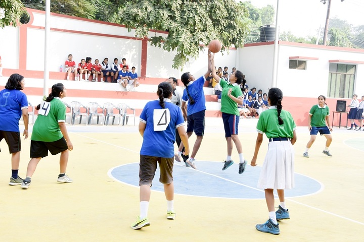 Girls High School and College-Sports