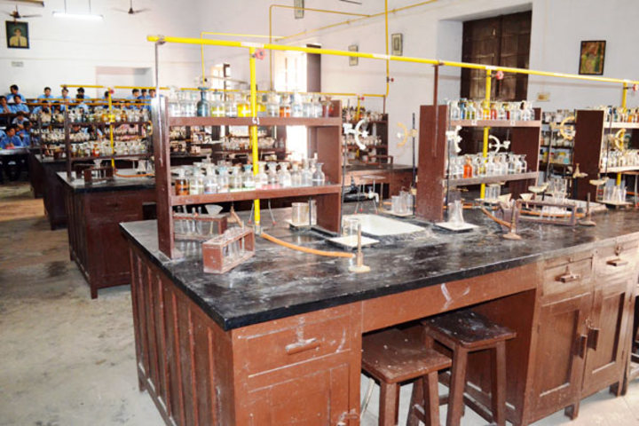 St Joseph S College-Chemistry Lab
