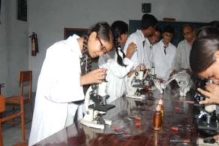 St Judes College-Biology Lab