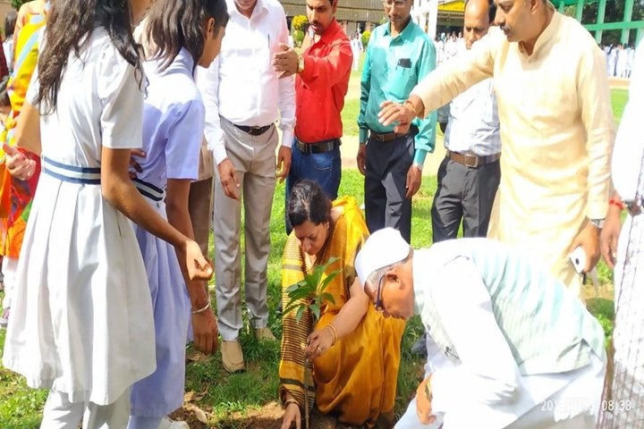 Govt Girls Higher Sec School Surguja-World Environment Day
