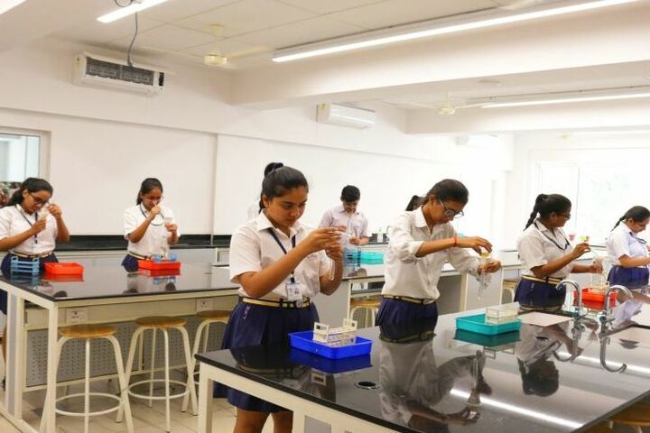 Seth M R Jaipuria School-Biology Lab