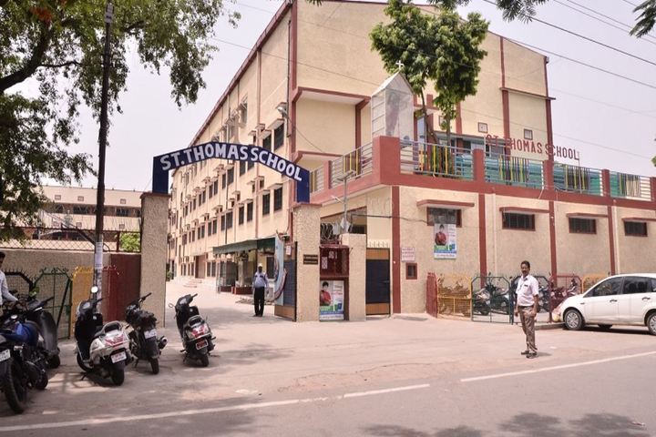 St Thomas School-Campus