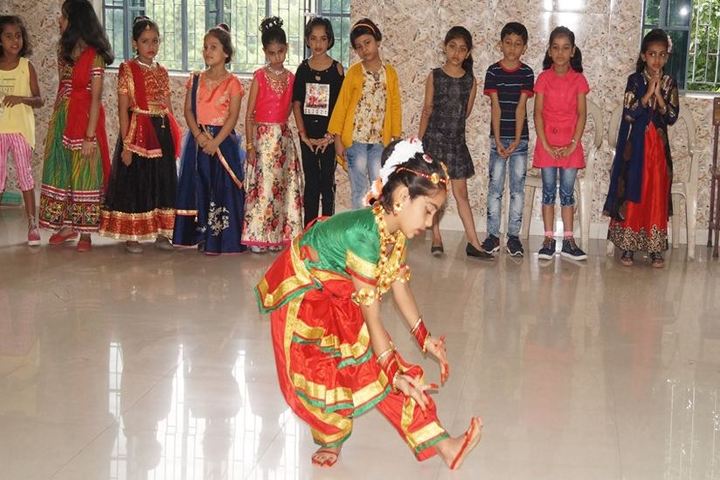 St Thomas School-Dance