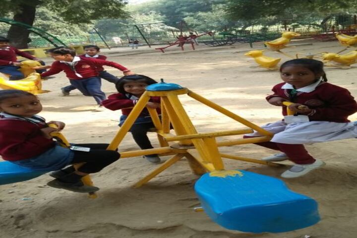 Bishop George School-Play Time