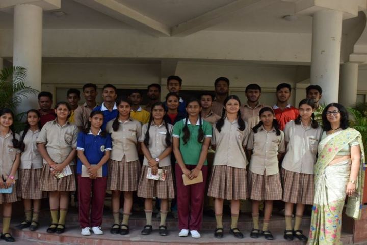 Metropolitan School-Educational Tour