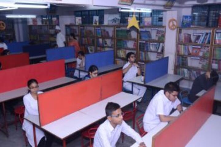 Lucknow Public College-Library