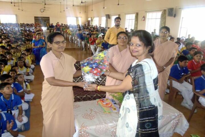 Holy Angels School-Teachers Day