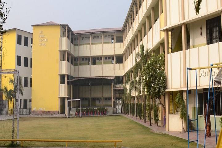 The Woods Heritage School-Campus View