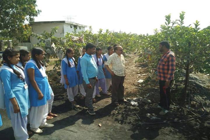 Govt Girls Higher Sec School Raipur-Education Tour