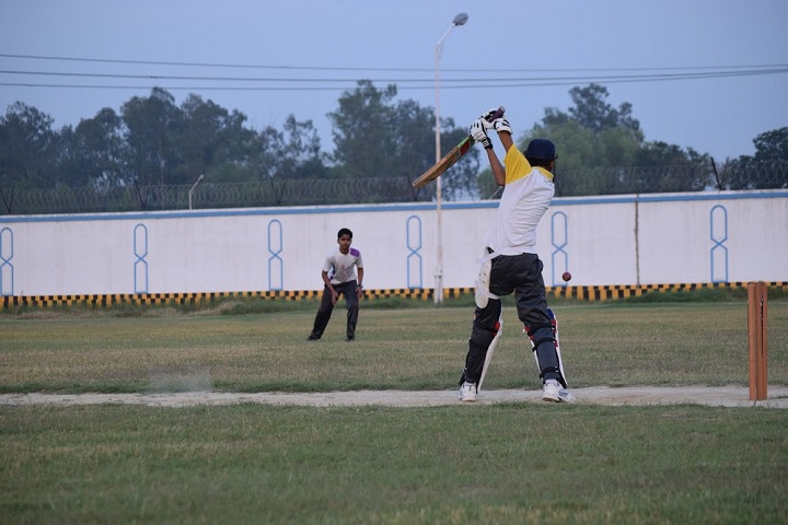 R V S International School-Sports cricket