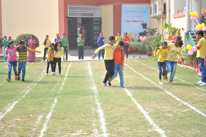 Pioneer Montessori School-Sports Day