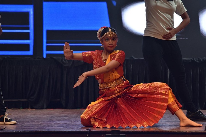 St Georges College-Traditional Dance