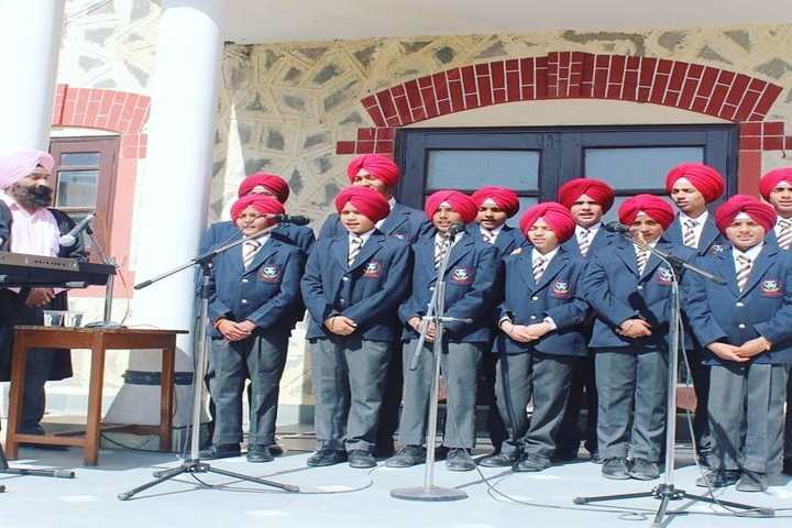 Guru Nanak Fifth Centenary School - Singing