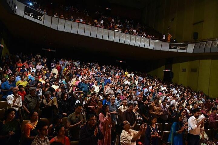 Dolna Day School-Auditorium