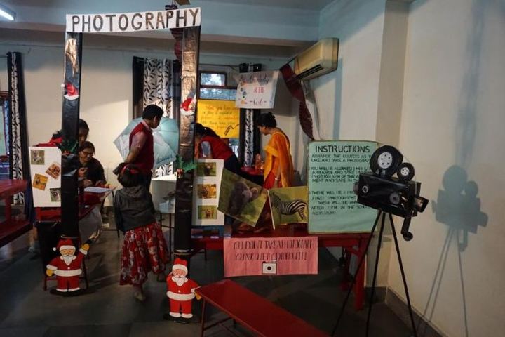 Dolna Day School-Photography