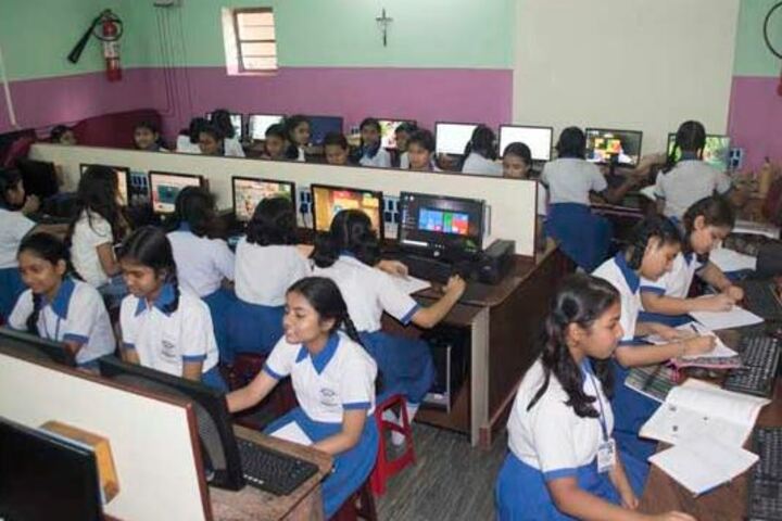 Carmel School-Computer Lab