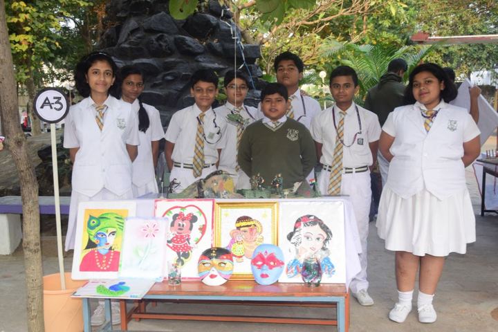 Sacred Heart School-Art And Craft