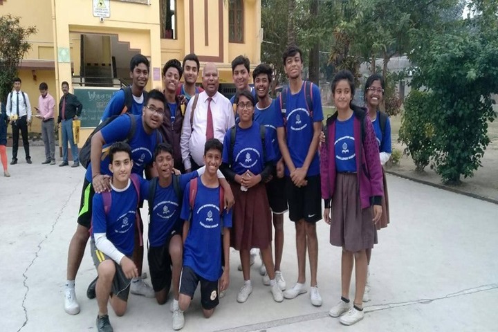 Julien Day School-Group Photo
