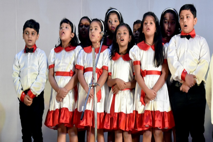 St Peters School-Carol Singing