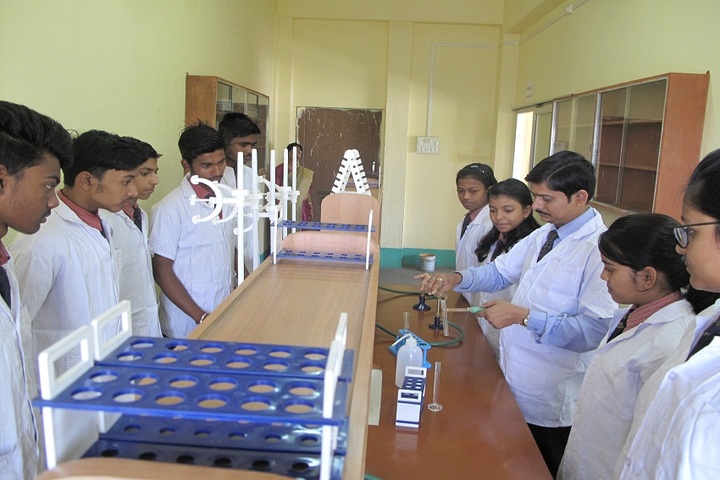 St Peters School-Chemistry Lab