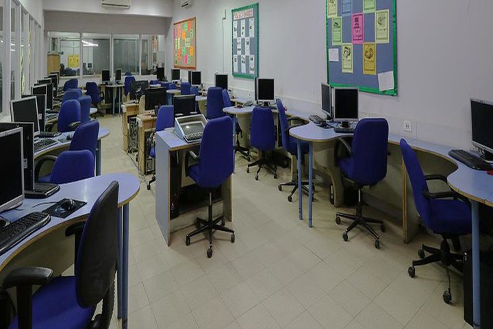 JG International School-Computer Lab