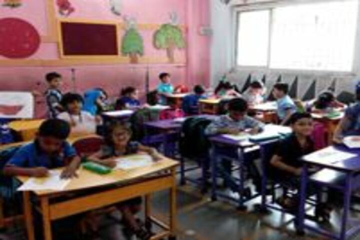 Matushri Kashiben Vrajlal Valia International Vidyalaya-Classroom
