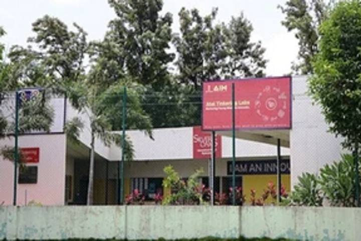 Silver Oaks International School-Atal Thinking Lab