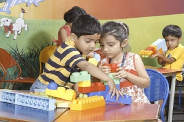 Silver Oaks International School-Junior Activity