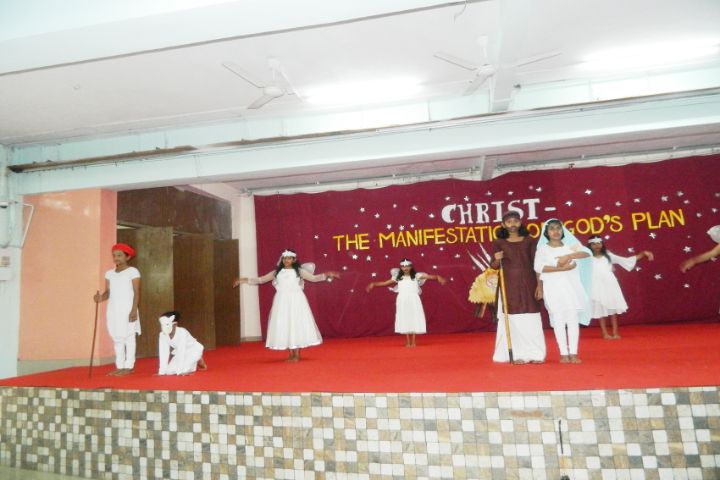 Loreto Convent School-Dance performance