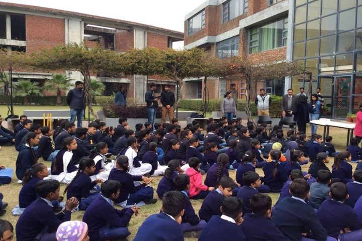 Kimberley The International School-Meeting