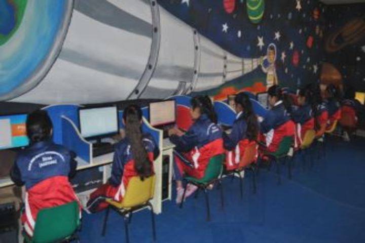 Saint MSG Glorious International School-Computer Lab