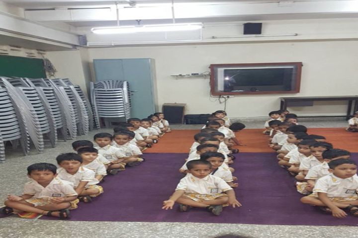 Mahindra Academy-Kidz Yoga