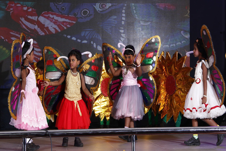 Madras Christian College Matriculation Higher Secondary School-Kids Dance