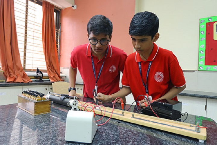 D G Khetan International School-Physics Lab