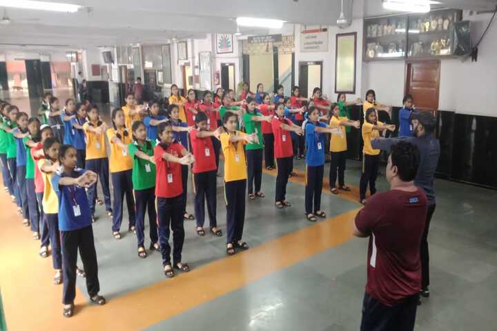 Vivekanand English High School-Self Defence Training