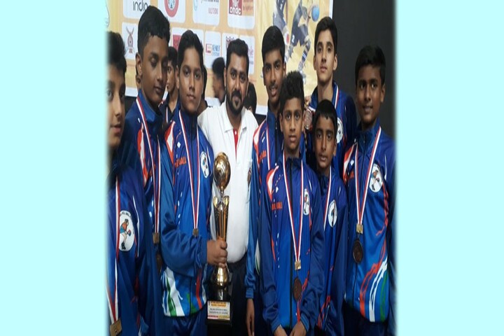 Vivekanand English High School-Sports Day