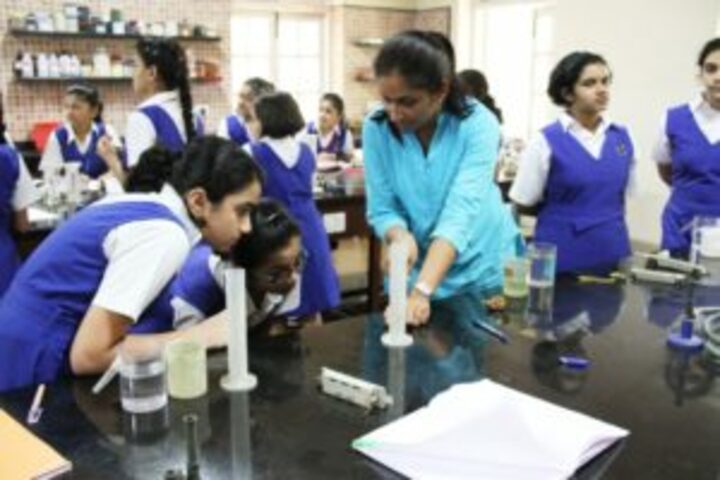 The JB Vachha High School-Science Lab