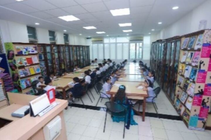 Utpal Shanghvi Global School-Library