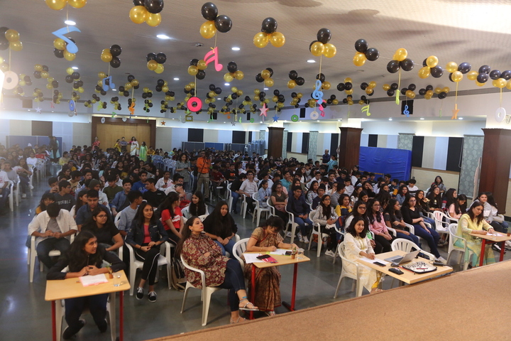 Utpal Shanghvi Global School-Quiz Competition