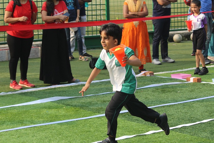 The Universal School-Running Competition