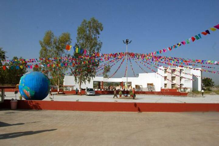 BAPS Swaminarayan Vidyamandir-Play Ground